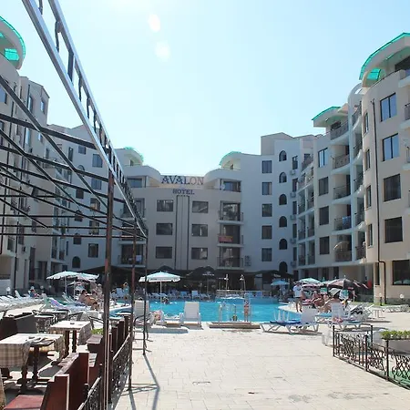 Апартамент Arendoo In Avalon Слънчев бряг